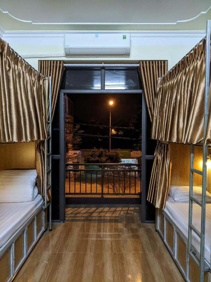 Train Station Backpackers Hostel Ninh Binh Exterior photo